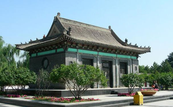湖南中辉仿古艺术工艺有限责任公司,湖南仿古建筑修建,建筑彩绘,文物修缮 湖南中辉仿古艺术工艺有限责任公司,湖南仿古建筑修建,建筑彩绘,文物修缮